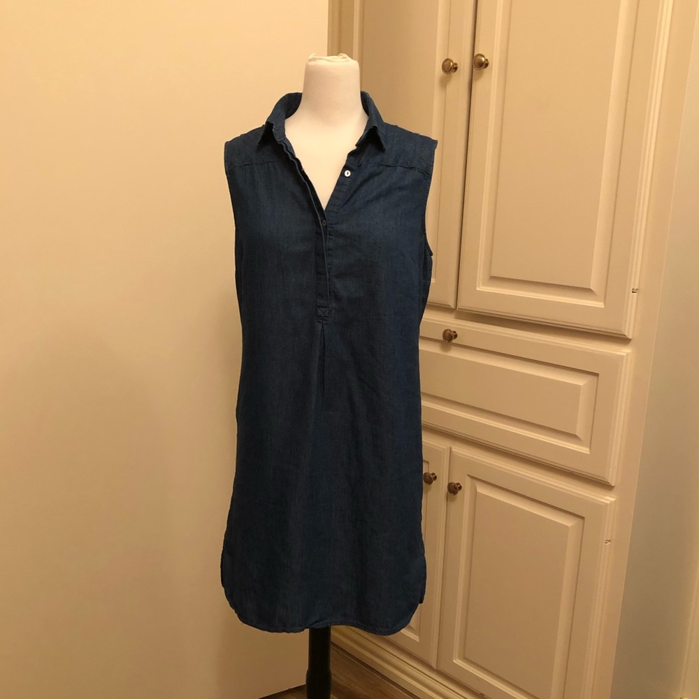 🐞Sleeveless Denim Dress- Small (Petite)